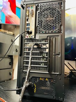 Herní pc Ryzen 5, 16GB DDR4, m.2 1TB SSD, RX 570, Win 11 - 8