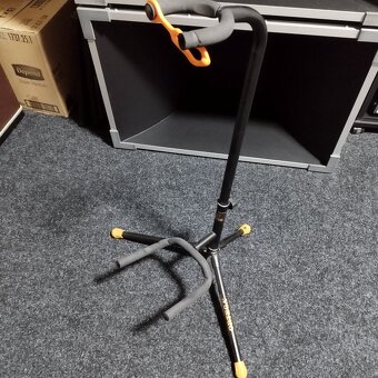 Basskytara Ibanez - 8