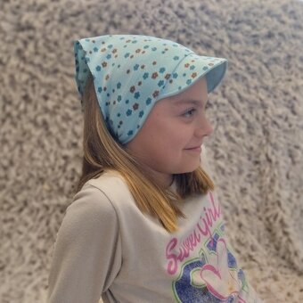 Šátek s kšiltem - 8