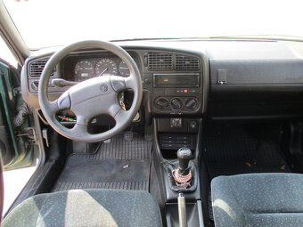 Volkswagen Passat B4 1.9TDI - 8