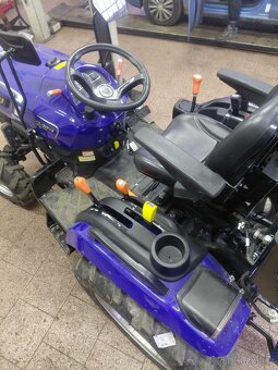 Malotraktor Farmtrac 26 4WD PRO - 8