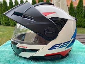 Schuberth E2 Defender - 8