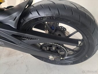 Honda CB125R ABS - 8