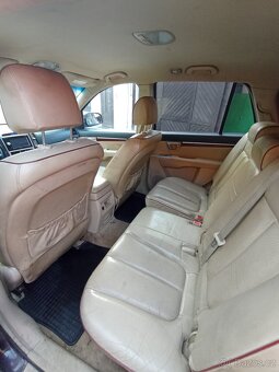 Prodám auto značky Hyundai Santa Fe. - 8
