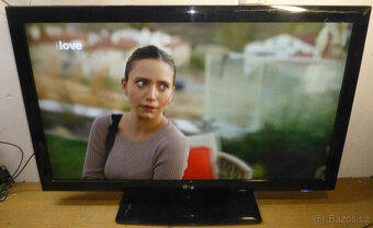 Full HD LCD televize 107 cm LG 42 palců, nemá DVBT2 - 8