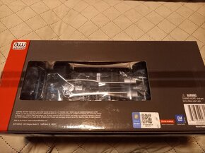 Pontiac GTO Judge MCACN 1969 Autoworld 1:18 - 8