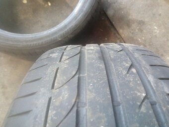 Prodám letní pneu Bridgestone 225/40r18 92y - 8