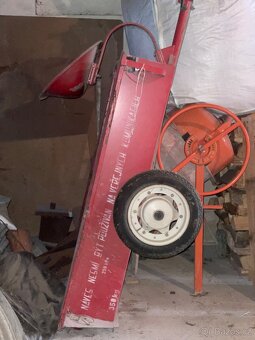 MF 70 s plnou výbavou - 8