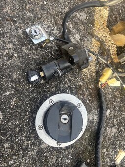 Elektrika plus jednotka a Quickshifter na Gsxr 750 06-07 - 8
