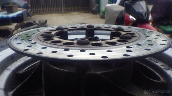 Přední kolo Yamaha Majesty 250 - 8