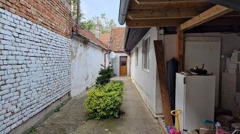 Dům se zahradou 3+1 - 8