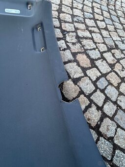 Audi A8 8T Coupe černá stropnice,sloupky,clony - 8