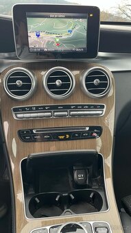 PRODÁM MERCEDES GLC 220D OFF ROAD PAKET - 8
