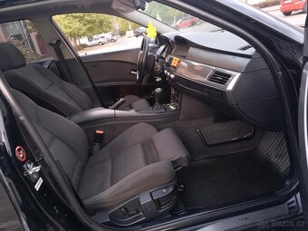 Prodám BMW e61 525d, automat, rok výroby 2006, - 8