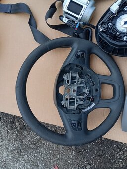 RENAULT TRAFIC 3, RV 2018 AIRBAGY A PYROPASY - 8