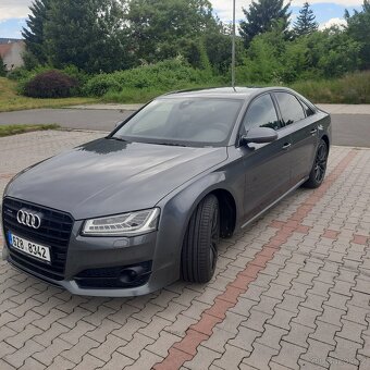 AUDI A8 quatro. 3,0 V6 TDI SPORT - 8