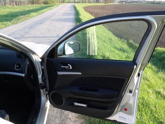 Alfa Romeo 159 2,4 JTD - 8