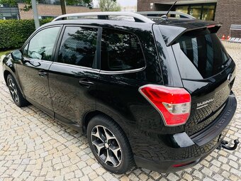 Subaru Forester 2.0i 4x4 AUT 1MAJITEL TAŽNÉ SERVISKA - 8