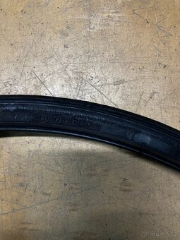 Prodám dvě přední kola 25x630 pro kolo Favorit - 8