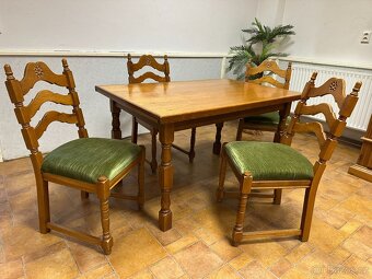 Rustikální jídelní set. Rozkládací stůl + 4 židle. - 8