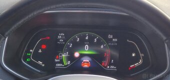 Clio r.v.21, 45tkm, bohatá výbava - 8