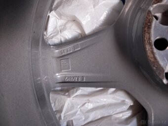 Originalni disky na Mercedes C 63 w204...18" - 8