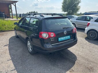 Volkswagen Passat 1.6i - 8