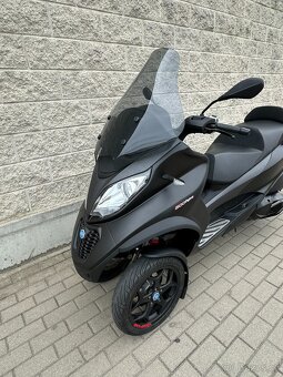 Piaggio MP3 500 HPE Advanced Sport Výfuk Akrapovič možná dop - 8