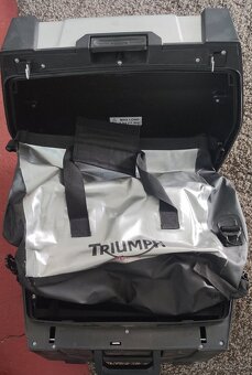 Cestovní enduro Triumph Tiger Explorer 1200, r. 2012 - 8