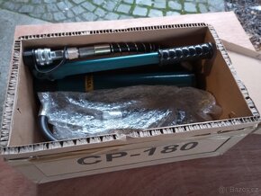 Hydraulické lisovací kleště, tlak 8 tun na ALPEX nebo měď - 8