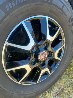 Alukola Fiat Ducato pneu Michelin 225/75 r16 - 8