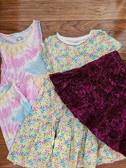 Dívčí oblečení vel. 122/128, 58 ks - 8