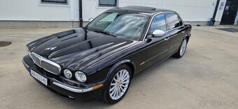2005 Jaguar XJ8 L 4.2 V8 - 8