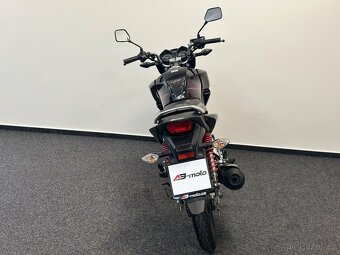 Honda CB 125F - 8