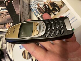 Nokia 6310 zánovní, zlatá originalni puvodní balení - 8