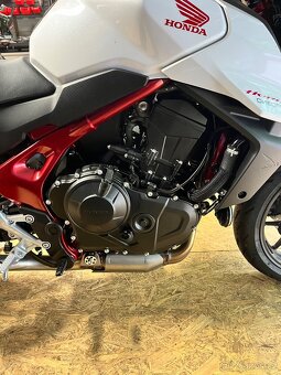 Honda CB 750 Hornet 1. Majitel - 8