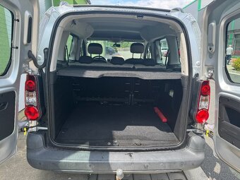 Citroen Berlingo Multispace XTR 1,6 HDi 1. majitel nové v ČR - 8