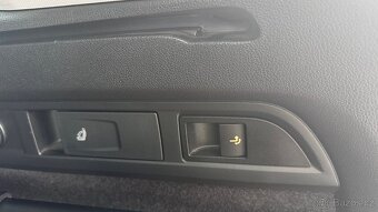 ŠKODA KODIAQ 2.0TDI 4x4 140KW AUT. FULL LED TAŽNÉ - 8