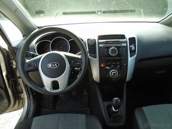 Kia Venga 1.4 66 kW - 8