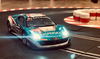 Autodráha Carrera D124 - 8