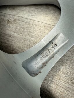 R18 ORIG.ALU LETNÍ KOLA HONDA CRV 225/60/18 99% - 8