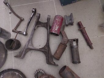 Jawa kyvacka - nahradni dily - 8