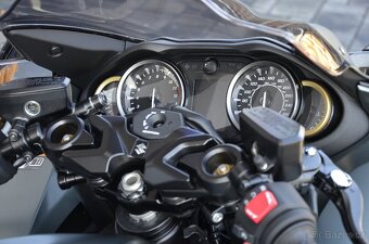 Suzuki GSX 1300 R Hayabusa 2025 - 1.majitel / 2.400 km - 8