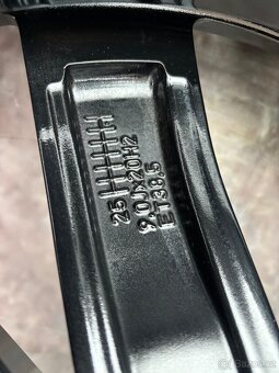 Zimní originál sada alu Volvo XC90 275/45R20 110V - 8