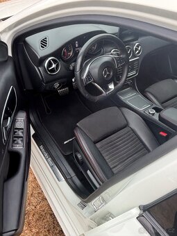 Mercedes A180 AMG - 8