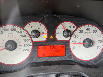 Fiat Grande Punto Sport 1.4 16V 70kW, 6-kvalt, 2007,NOVÁ STK - 8