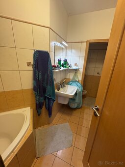 Prostor vhodný k bydlení 3 KK v centru Jablonce nad Nisou od - 8