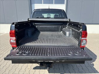Toyota Hilux 3,0 D-4D Double Cab 4x4 (2014) - 8