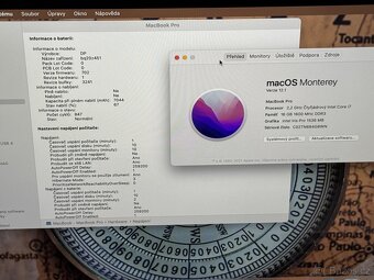 MacBook Pro 15" 2015 256GB / i7 / 16GB - DPH - 8