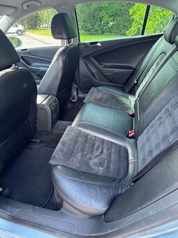 VW Passat 2.0 TDi 4 Motion - 8
